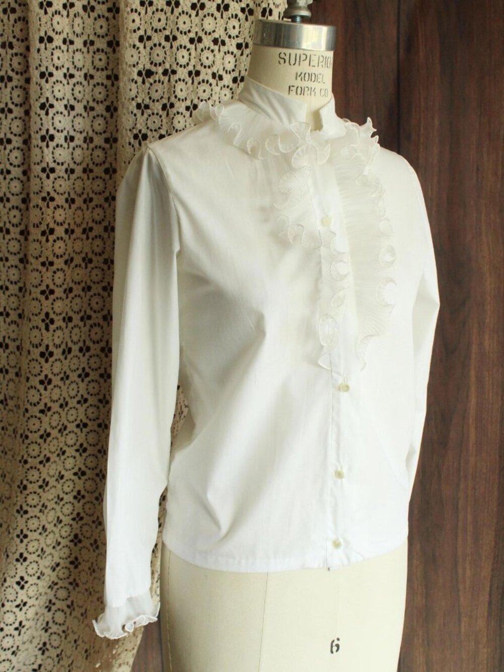 Vintage 1960s Blouse, White Top with Ruffle and Nehru Collar,  New Edwardian - Picture 6 of 12